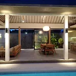 Villa Hujan 2