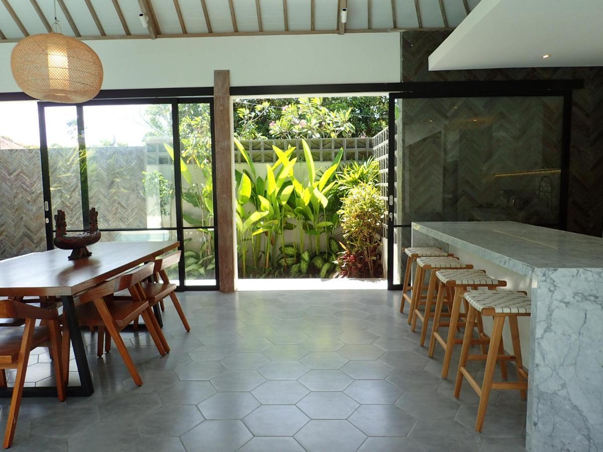 Villa Hujan 2 *